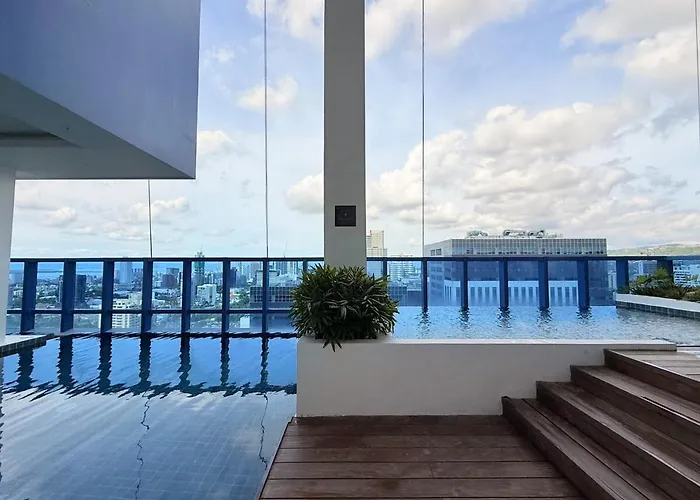 38 Park With King Bed, Pool, Gym & Netflix Appartement